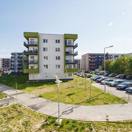 Gorgeous Home At Prima Universitatii Oradea Dış mekan fotoğraf