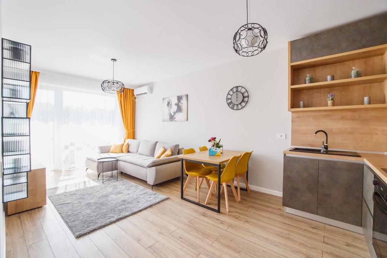 Gorgeous Home At Prima Universitatii Oradea Dış mekan fotoğraf